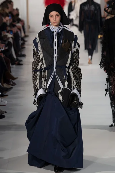 Look 22